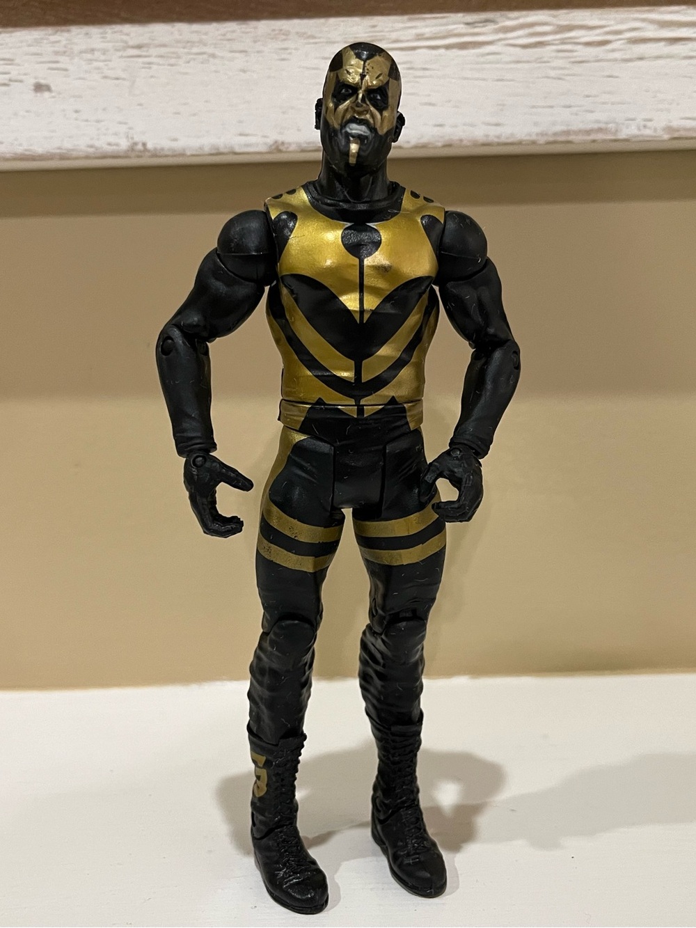 WWE Goldust/ Dustin Rhodes Wrestling Action Figure Basic Toy